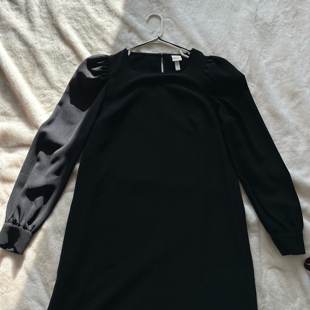 H&M Black Long-Sleeve Dress